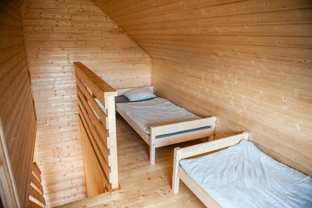Pod Debami Wicie- Domki Drewniane Nad Morzem Вице Экстерьер фото
